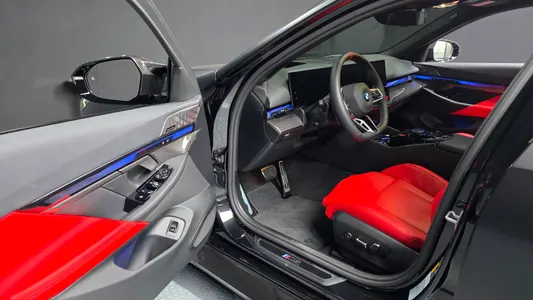 BMW M5 (G90) M5 2025 10