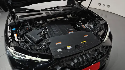 Audi Q5 (80A) 40 TFSI S Line 2025 5