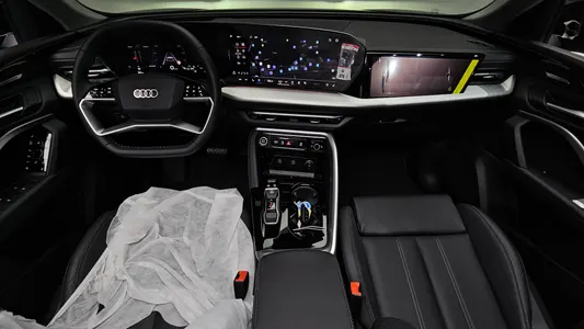 Audi Q5 (80A) 40 TFSI S Line 2025 6