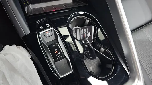 Audi Q5 (80A) 40 TFSI S Line 2025 8