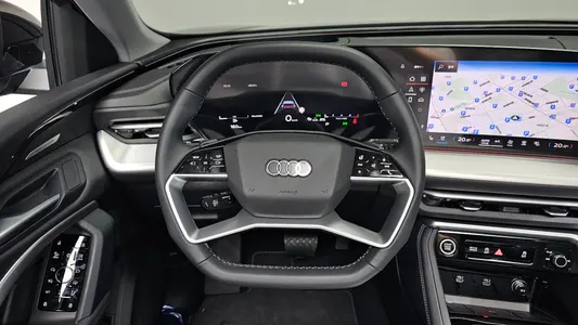 Audi Q5 (80A) 40 TFSI S Line 2025 12