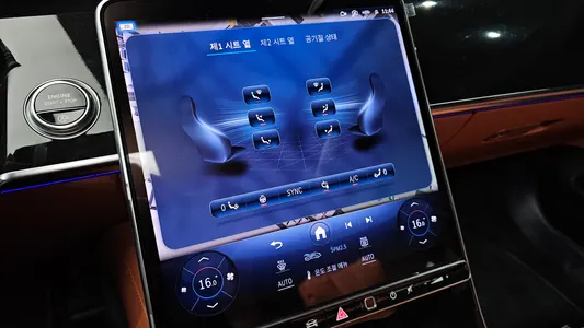 Mercedes-Benz S-Class W223 S500L 4MATIC 2025 18