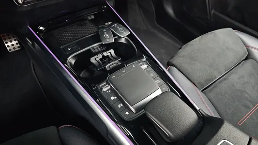 Mercedes-Benz GLB-Class X247 GLB250 4MATIC 2023 28