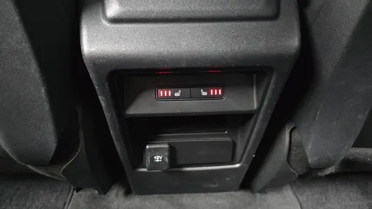 Land Rover 디스커버리 스포츠 2.0 TD4 HSE 2018 19