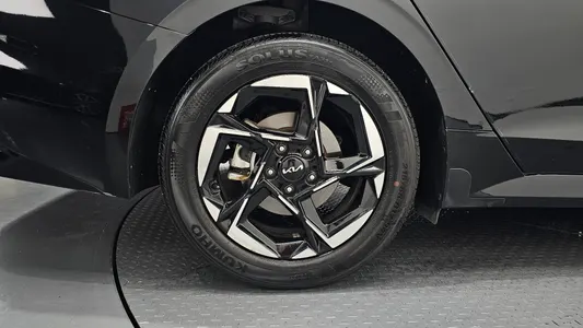 Kia K5 3 2.0 2024 5