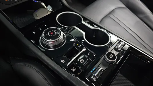 Kia K5 3 2.0 2024 9
