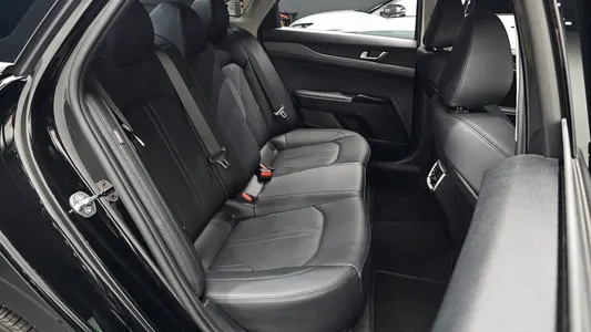Kia K5 3 2.0 2024 11