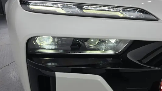 BMW 7 Series (G70) 740d xDrive M 2024 22