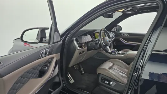 BMW X5M (G05) 4.4 2022 10