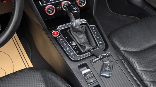 Volkswagen 아테온 2.0 TDI 2019 9