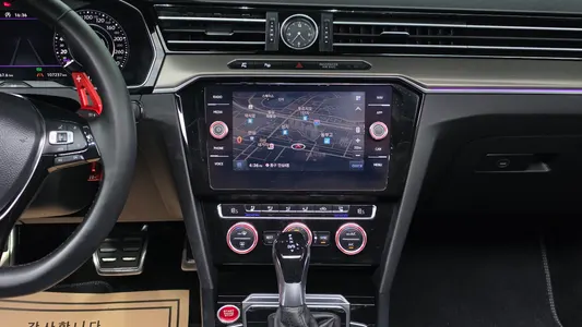 Volkswagen 아테온 2.0 TDI 2019 13