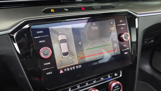 Volkswagen 아테온 2.0 TDI 2019 14