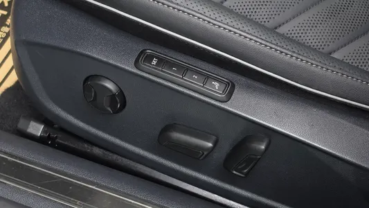 Volkswagen 아테온 2.0 TDI 2019 20