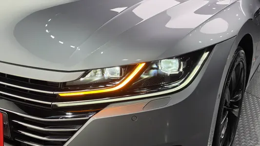 Volkswagen 아테온 2.0 TDI 2019 22