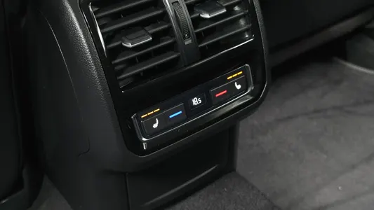 Volkswagen 아테온 2.0 TDI 2019 27