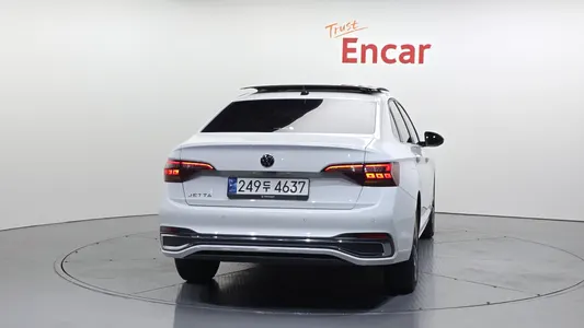 Volkswagen 7 1.5 TSI 2022 4