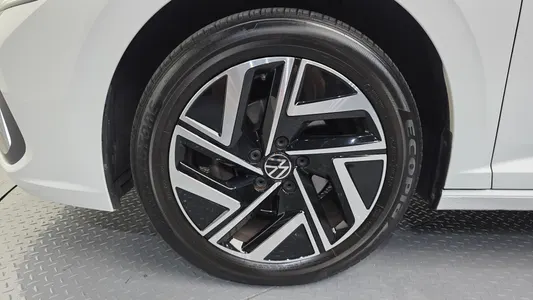 Volkswagen 7 1.5 TSI 2022 5