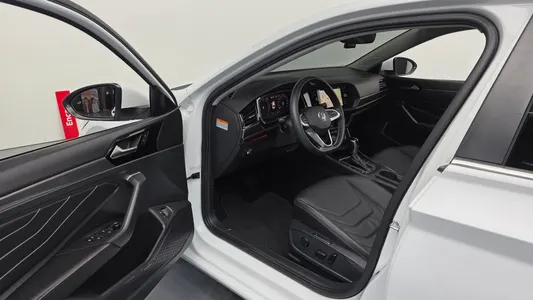 Volkswagen 7 1.5 TSI 2022 10