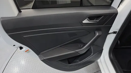 Volkswagen 7 1.5 TSI 2022 25