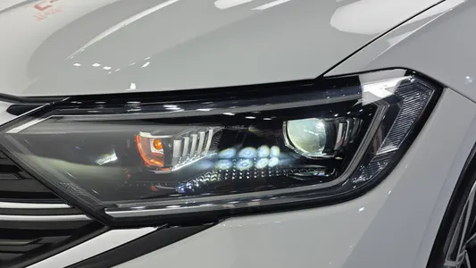 Volkswagen 7 1.5 TSI 2022 22