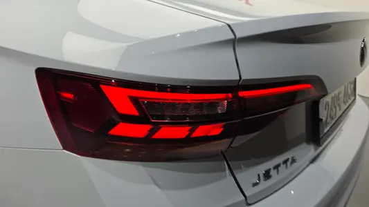 Volkswagen 7 1.5 TSI 2022 23