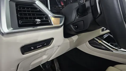 BMW X7 (G07) xDrive 40i M 6 2025 27