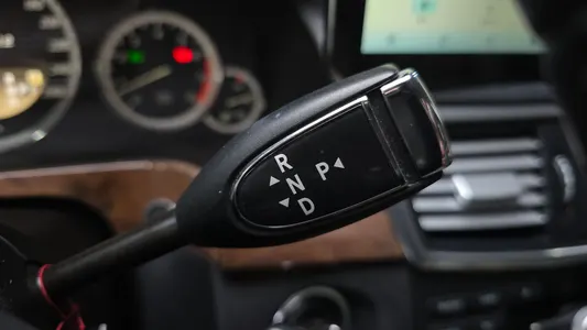 Mercedes-Benz E-Class W212 E300 2012 9