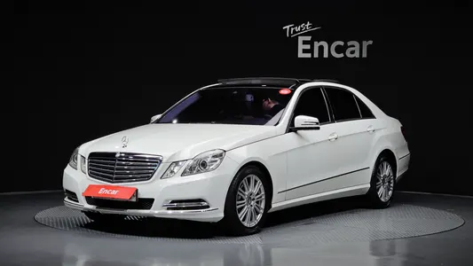 Mercedes-Benz E-Class W212 E300 2012
