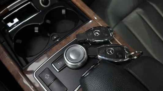 Mercedes-Benz E-Class W212 E300 2012 16