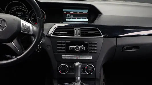 Mercedes-Benz C-Class W204 C220 CDI 2014 12