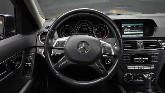 Mercedes-Benz C-Class W204 C220 CDI 2014 13