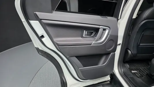 Land Rover 디스커버리 스포츠 2.0 TD4 SE (150) 2019 25