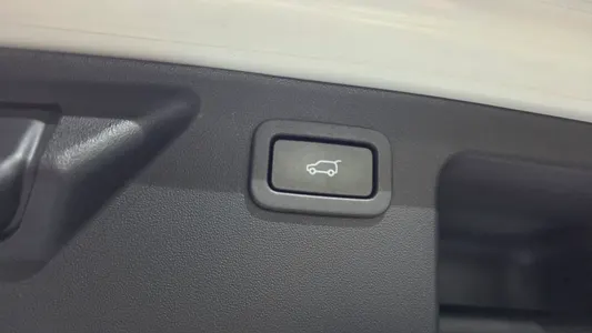 Land Rover 디스커버리 스포츠 2.0 TD4 SE (150) 2019 27