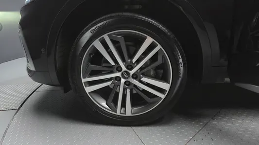 Audi Q5 (FY) 40 TDI 2021 5