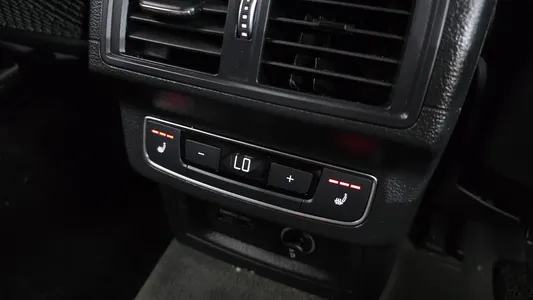 Audi Q5 (FY) 40 TDI 2021 18