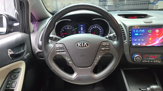 Kia K3 2015 13