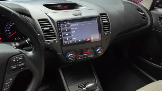 Kia K3 2015 14