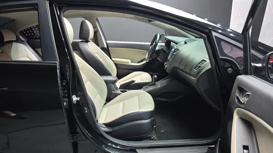 Kia K3 2015 26