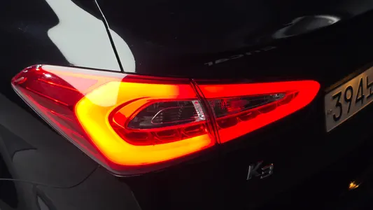 Kia K3 2015 23