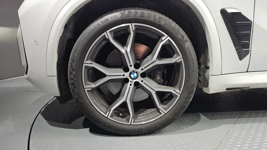 BMW X5 (G05) xDrive 40i M 2023 5