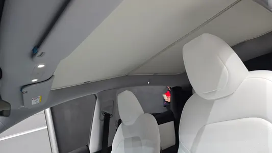 Tesla Y AWD 2025 30