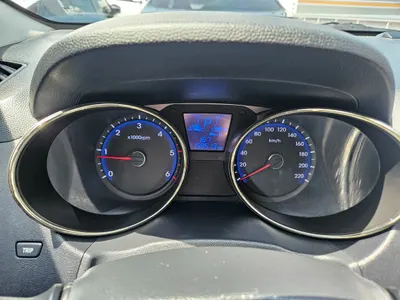 Hyundai ix 2WD LX20 2011 8