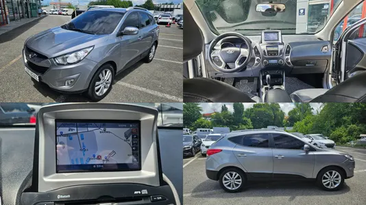 Hyundai ix 2WD LX20 2011