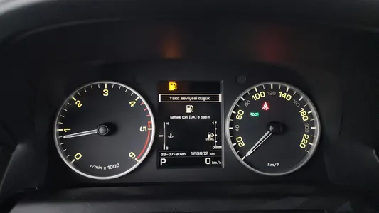 Land Rover 4 3.0 SDV6 SE 2015 8