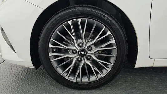 Kia K3 2 1.6 2021 5
