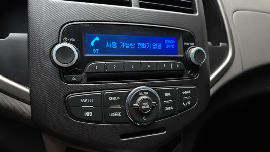 Chevrolet 아베오 해치백 LT 2012 15