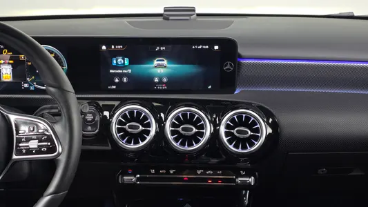 Mercedes-Benz A-Class W177 A220 2021 15