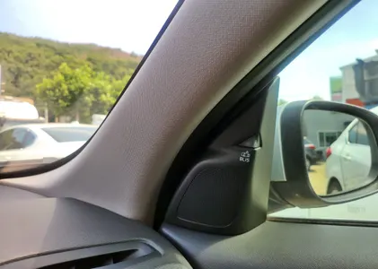 Volvo S60 D2 2015 13