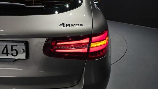 Mercedes-Benz GLC-Class X253 GLC300 4MATIC AMG Line 2019 23
