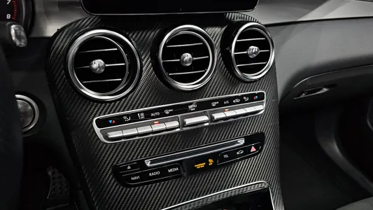 Mercedes-Benz GLC-Class X253 GLC300 4MATIC AMG Line 2019 32